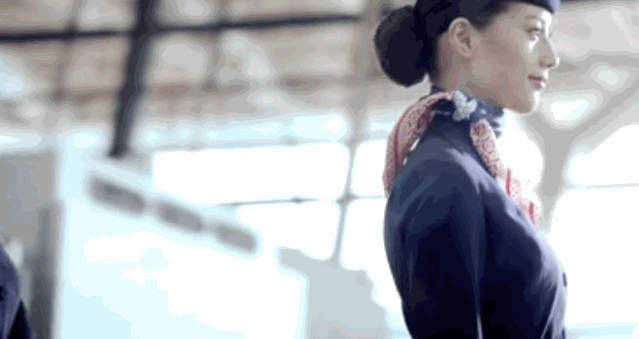 嫌空姐不够美,航空公司造新