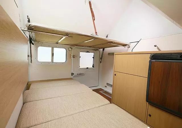 3米长的铃木小型房车也能睡下四个人!13万真值了!