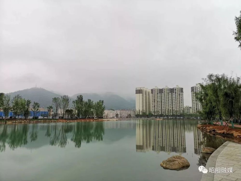 鲁云:乌蒙水乡