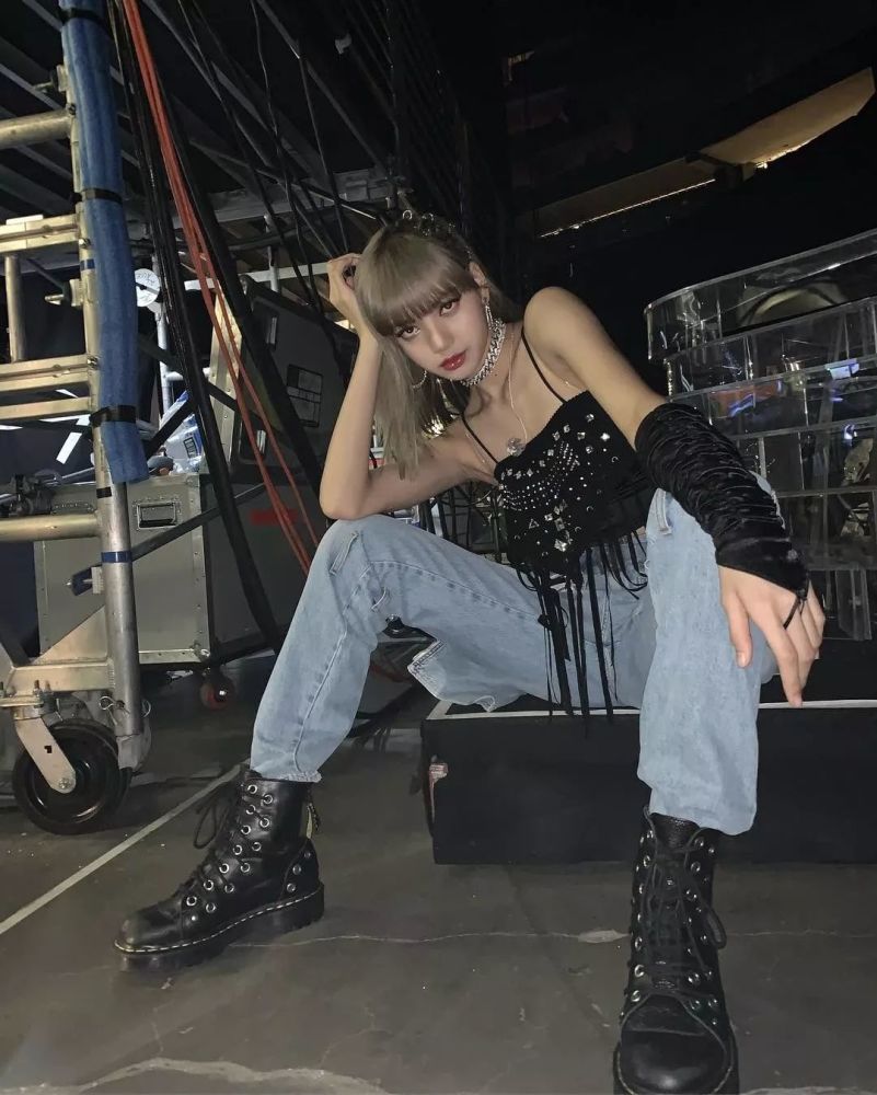 lisa,blackpink,hedi slimane,新celine
