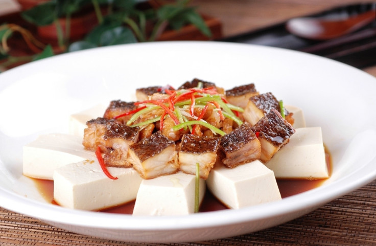 咸鱼蒸豆腐,鲜美无比的一道菜,学起来超级简单的!