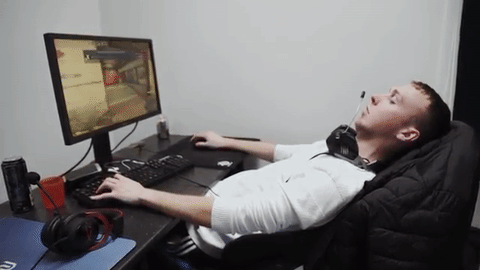 众所周知,csgo是款恐怖游戏