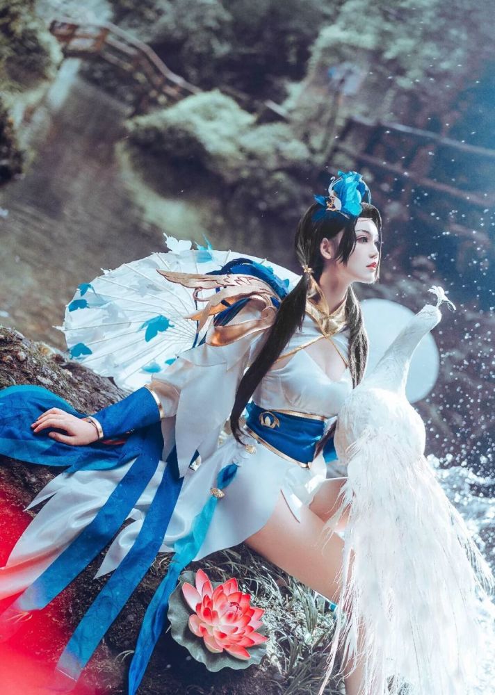 王者:虞姬云霓雀翎cos,美得令人心动,摄影师必须加鸡腿