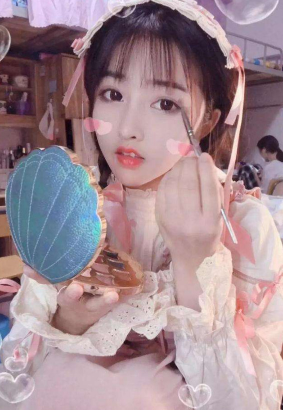 次惑小仙女对"洛丽塔"下手,杨清柠只能算a级?s级原来长这样