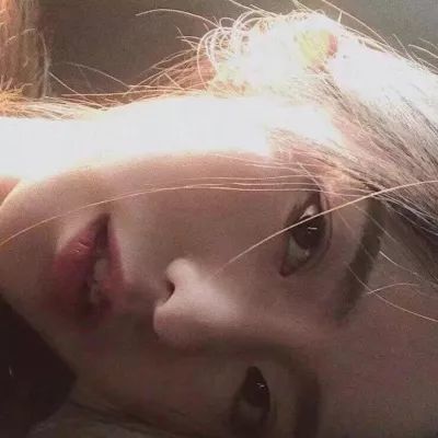 不容易撞头像的真人女生头像