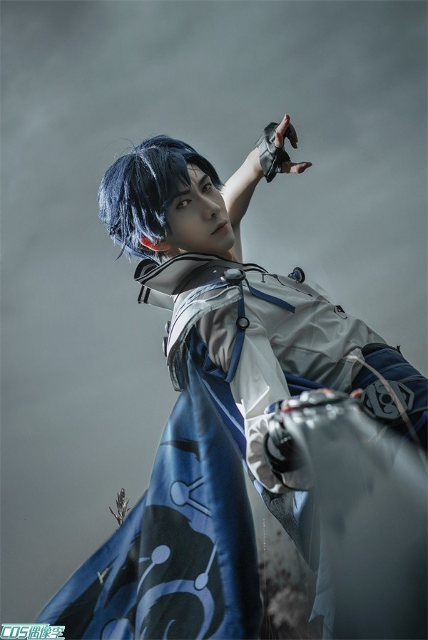 《cos偶像季》第27期:仰望夜空,你就知道我来自哪里——曜