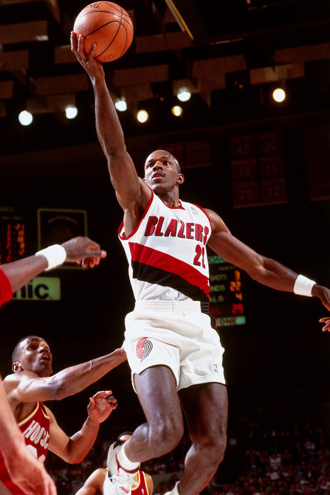 特辑-NBA30队退役球衣纵览-开拓者篇