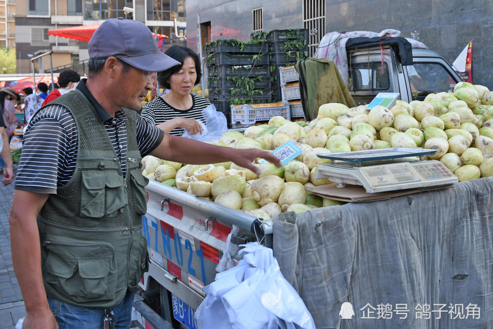 内蒙古包头:这个早市货物全份量足人气旺,但是这一幕还是出现了