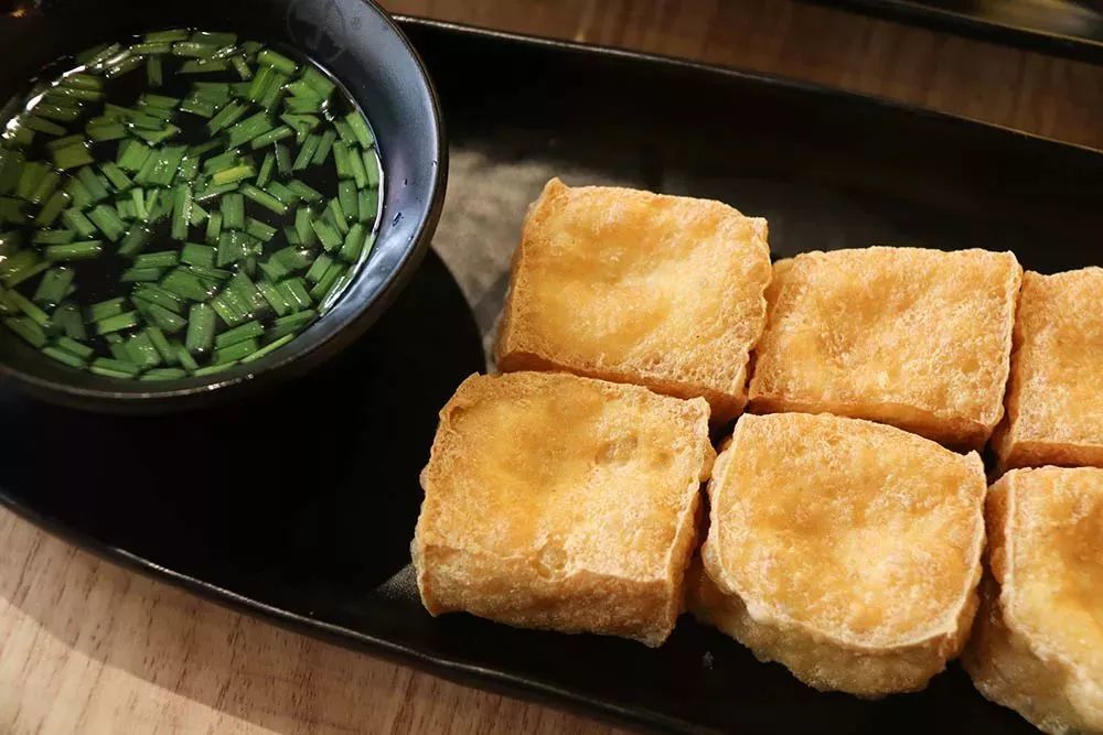 普宁豆腐 潮汕人非常熟悉的一道小吃 也是深夜豆浆标 !!