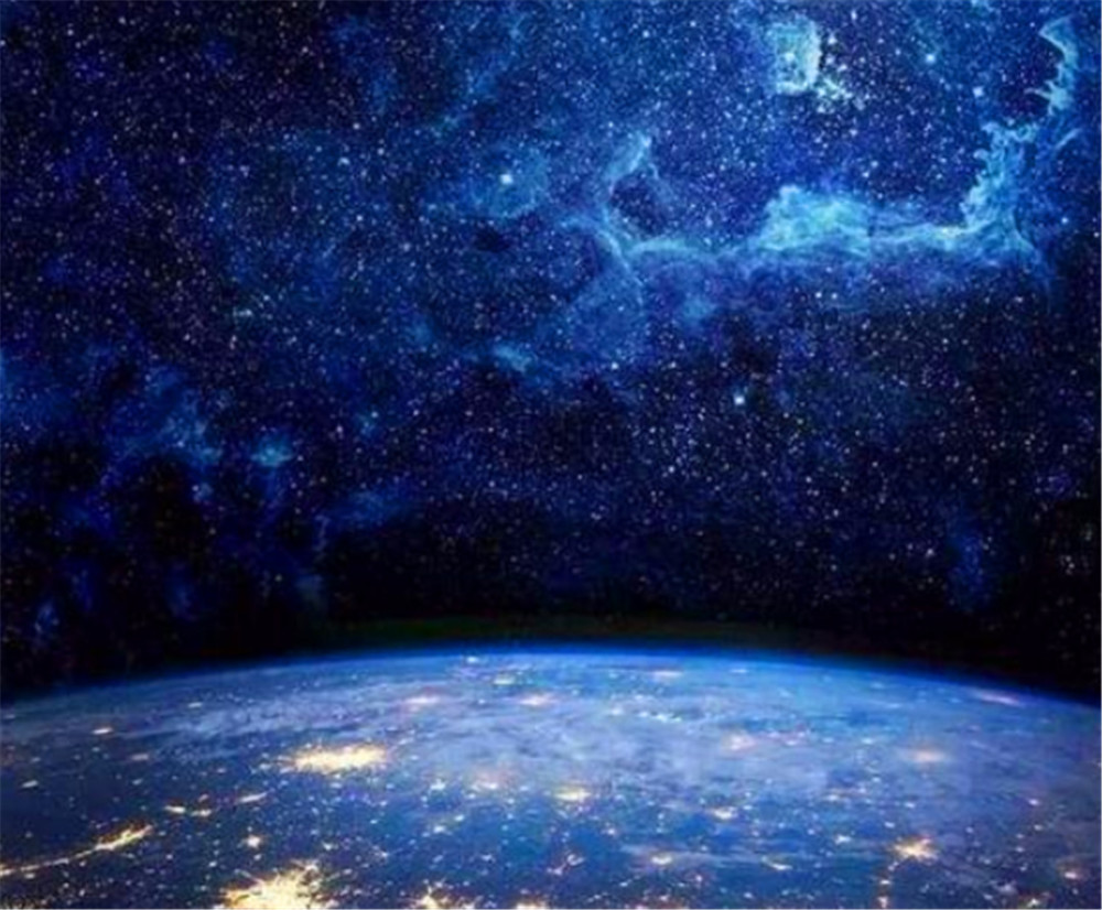 究竟是什么驱使宇宙中的能量来回流动?