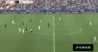 伊布又进神仙球!停球射门一气呵成,如入无人之境