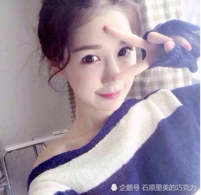 "耐看型"的美女,一般脸上会有3个特征,颜值不高也有人