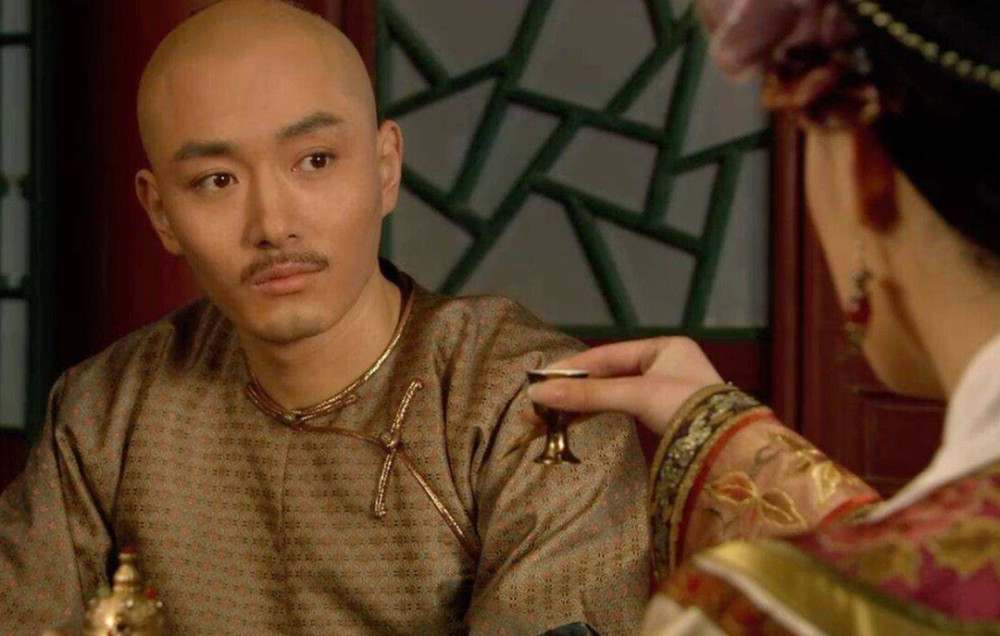 别被电视剧骗了,历史上真正的果郡王与《甄嬛传》中的
