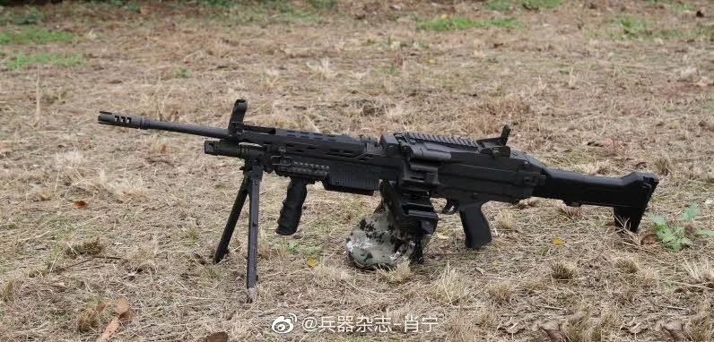 又一外形炫酷国产新机枪亮相!中国下代机枪会是什么样子?