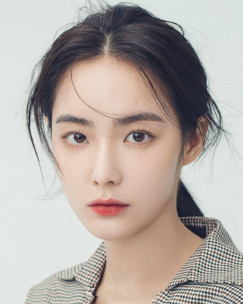 都觉得她长得真的是特别好看,是很漂亮的一种女神级美女