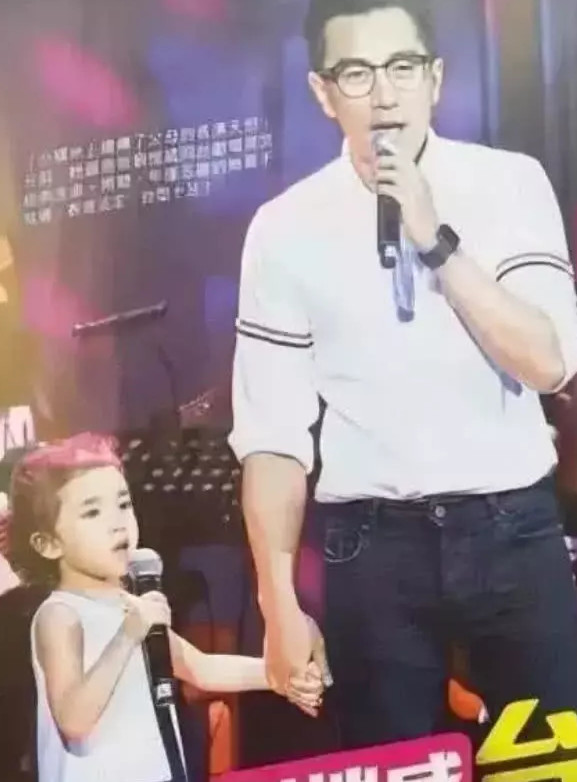 小糯米正面照火了!杨幂是北京妞,刘恺威是香港人,女儿