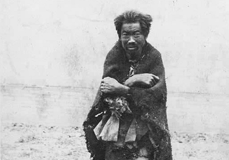 清朝时期苦难的百姓,再现了当时的贫穷,每一个都是真实写照