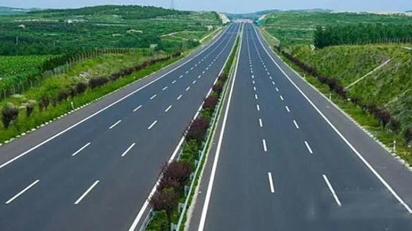 对此,省交通厅回复表示,明光至巢湖高速公路分为合肥,滁州2段,总长约