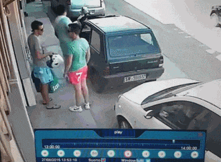 爆笑gif:有一种疼,叫做男朋友看着都疼