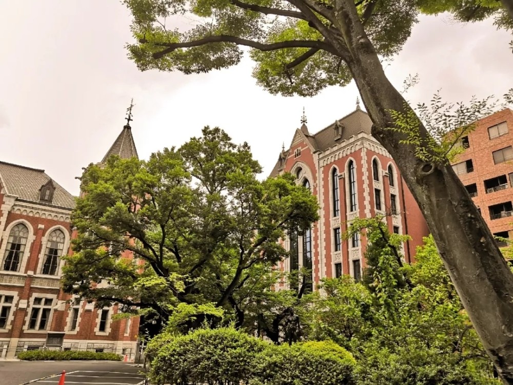 庆应义塾大学,早稻田大学,日本,日元,亚洲,三田校区