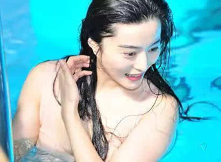 女明星脸美身材差!张天爱臀部又肥又垂