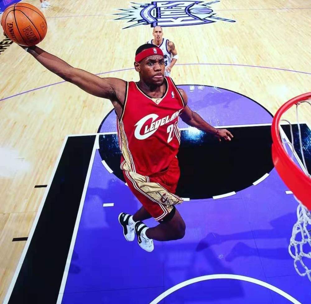 nba球星各种经典扣篮瞬间