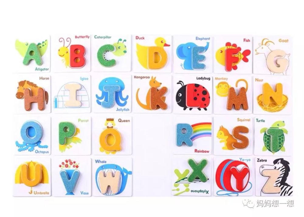 做这套字母卡不仅有手工的乐趣,也有让她根据字母书写顺序