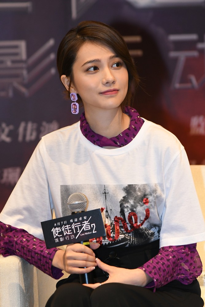 你能认出这是《亲爱的热爱的》的孙亚亚吗?换个造型,像老了十岁