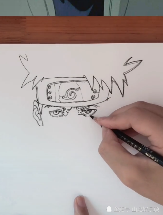 美术生挑战一笔画动漫人物,开始不相信,看到成画:秀出