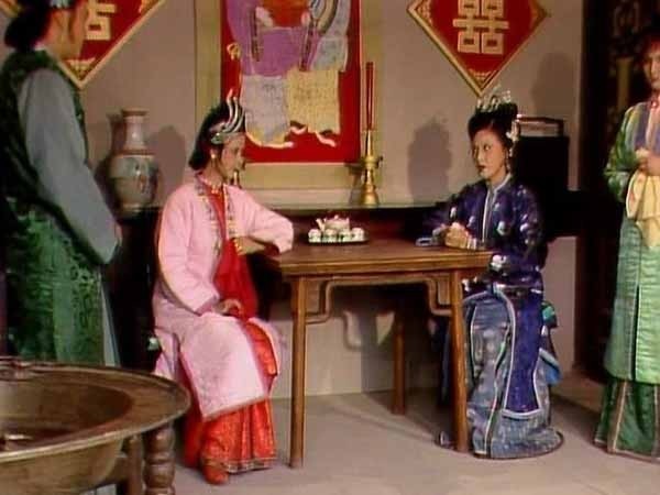 尤二姐要怎么做,才能逃过凤姐的毒手?