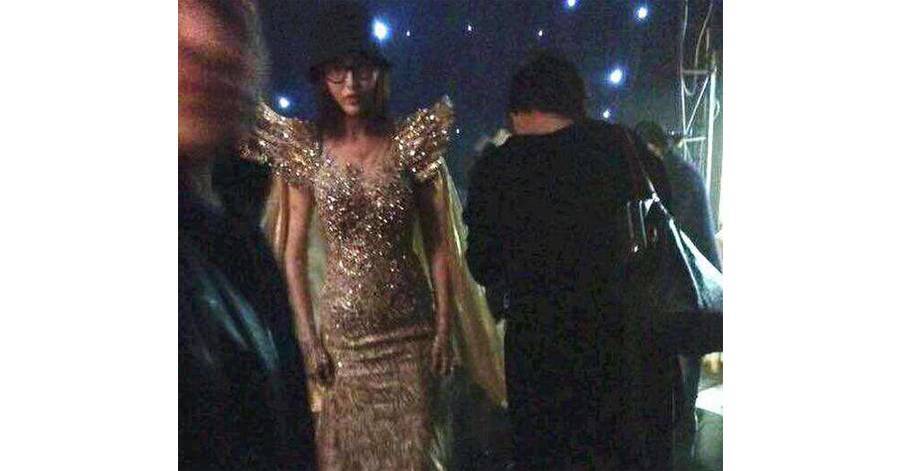 唐嫣小腹凸起疑怀孕,原来这性感 翘臀 不是天生