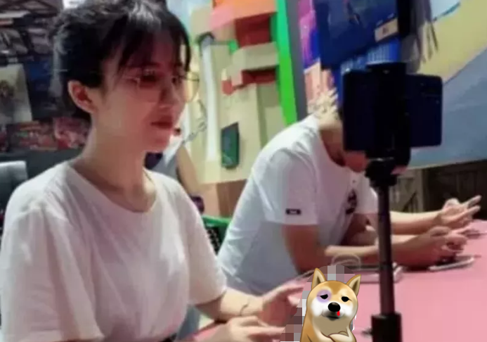 还在说呆妹儿是第二个乔碧萝?看了她cj生图后,堪称四千年美女