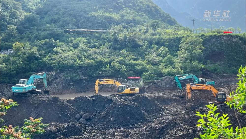 新华全媒 直击北京山区灾后重建疏通交通生命线 恢复生产生活 腾讯新闻