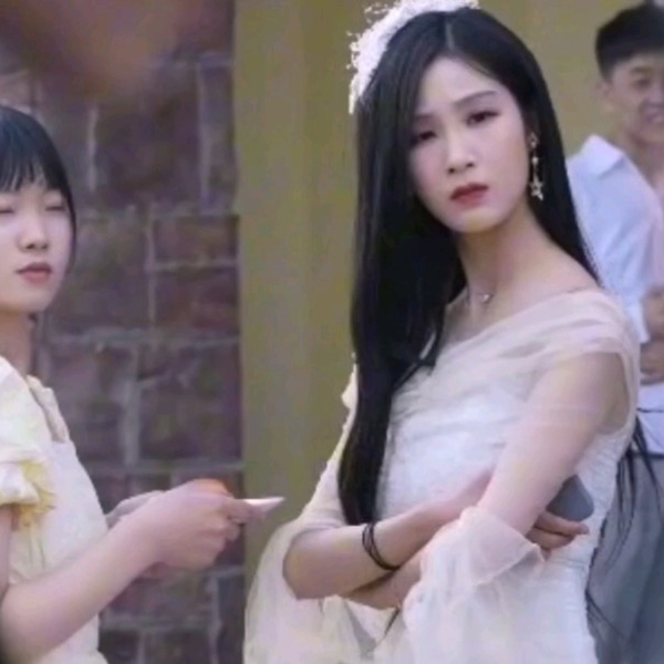 辣妹回归，总裁追妻忙