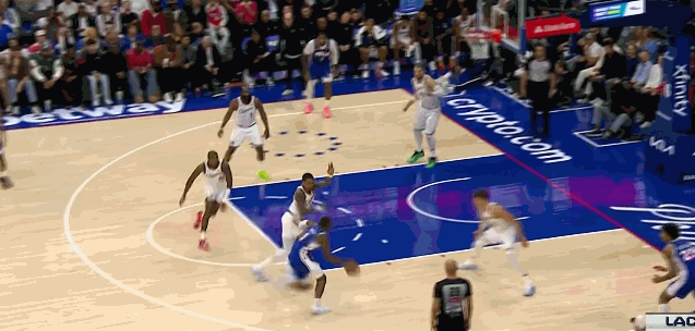 哈登連丟絕殺吞里程悲！76人逆轉勝快船 馬克西39分喬治首秀9中2 - 