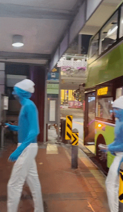 新加坡，東南亞人自己的佛羅里達州！地鐵晾衣服、內褲佔座、大街上裸奔... - 