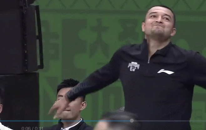 酣畅淋漓cba上演神仙对决杨瀚森躺赢笑成表情包西热满脸不甘心