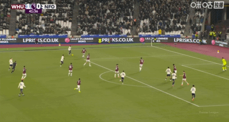 1-2！西漢姆保級生死戰遭逆轉+絕殺，英超10輪不勝，51歲名帥將下課 - 