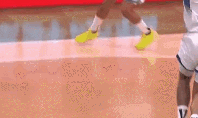 威爾斯26+4獻關鍵罰球！遼寧險勝寧波避連敗 付豪16+10馬丁14分 - 