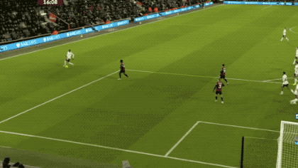 3-2！中衛送大禮後化身前鋒破門 鐵腰梅開二度 12.9億豪門強勢5連勝 - 