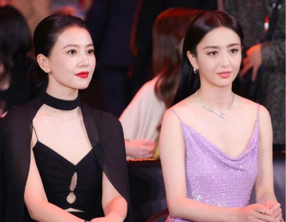 有一种对比是女明星同框,高圆圆从不费力,林心如变化好大_腾讯新闻