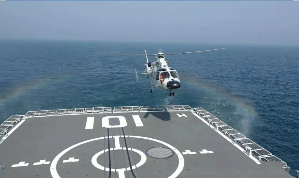 这才是最强状态055大驱补齐最后短板直20f反潜直升机终于服役