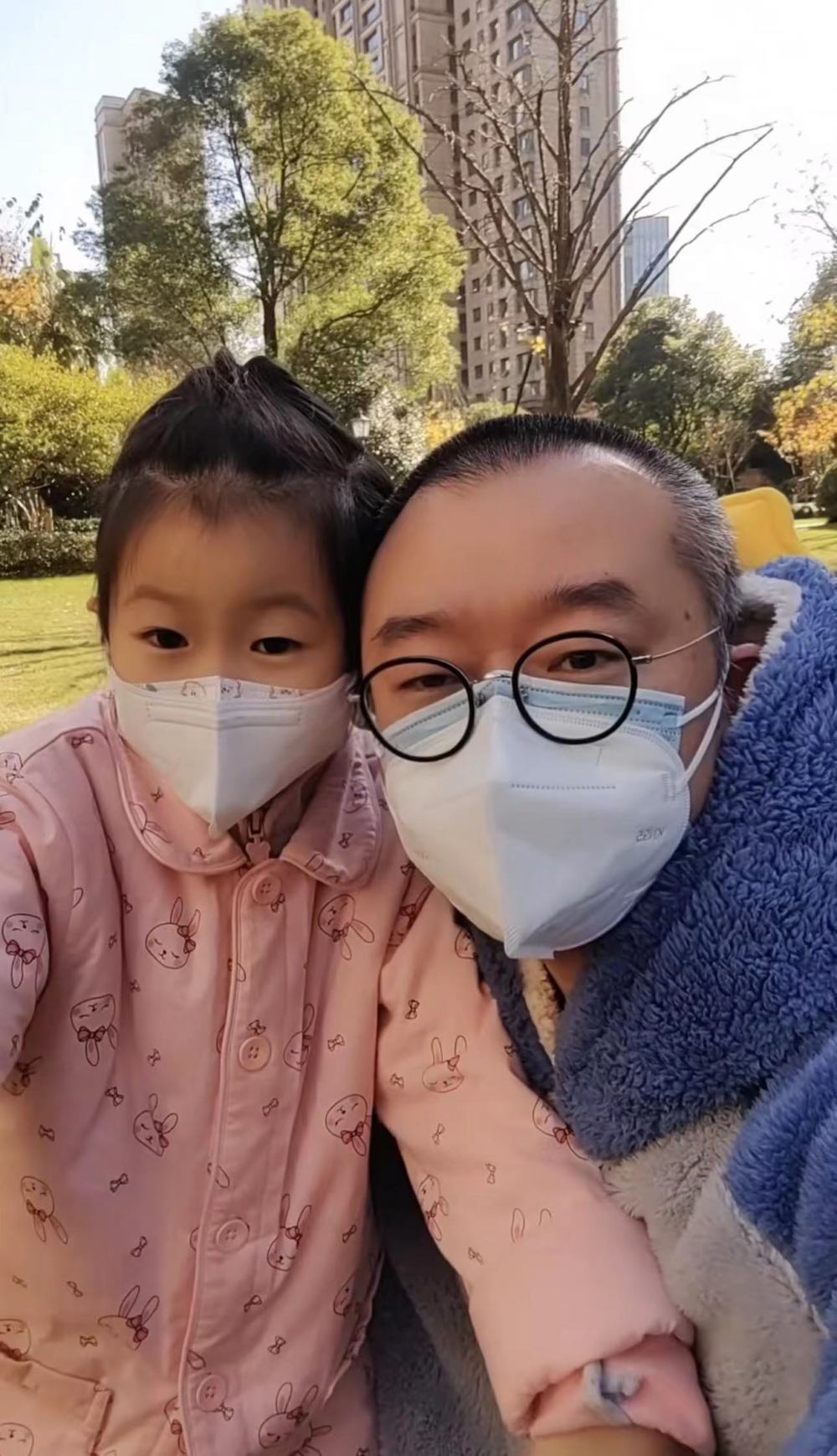 主持人涂磊老婆的照片图片