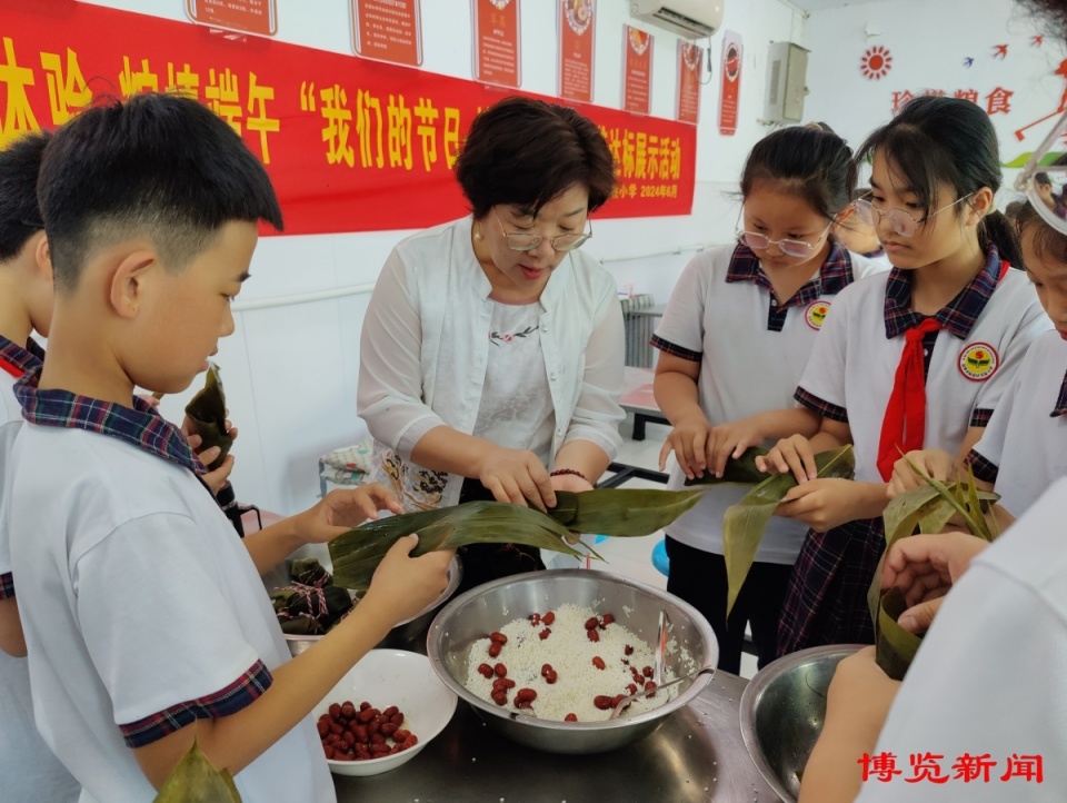 临淄区实验小学开展多彩端午活动