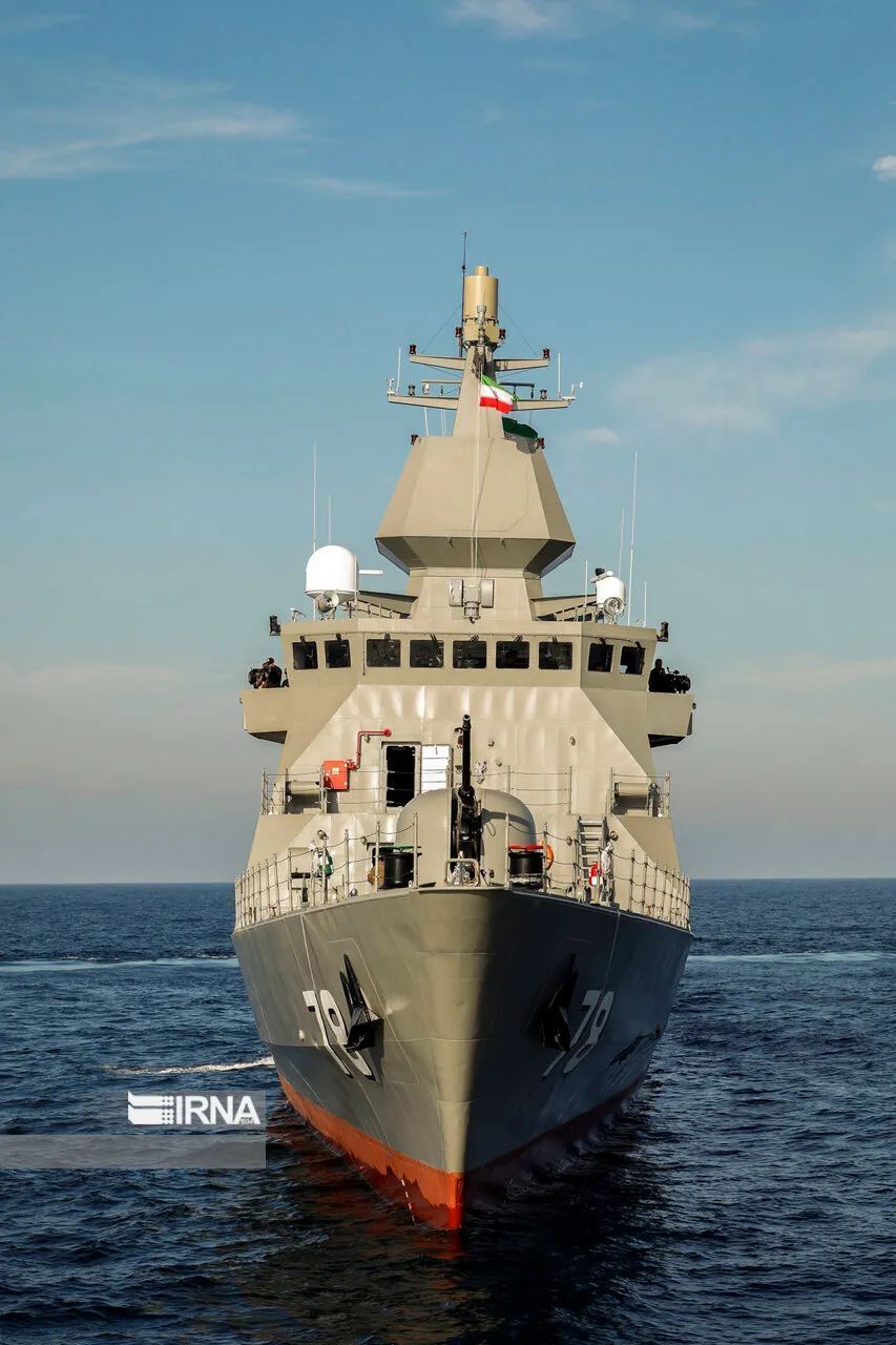 伊朗最新轻型护卫舰服役,采用四面相控阵雷达,还要安装新型巡飞弹