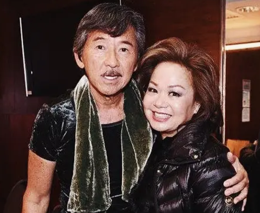 知名歌手杜丽莎移民国外,与洋老公住别墅很惬意,66岁男星来拜访_腾讯