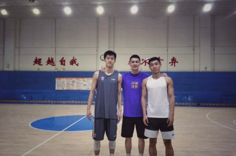 2020年休赛期郭旭在高诗岩的租借交易当中扮演添头被送往山东,只是