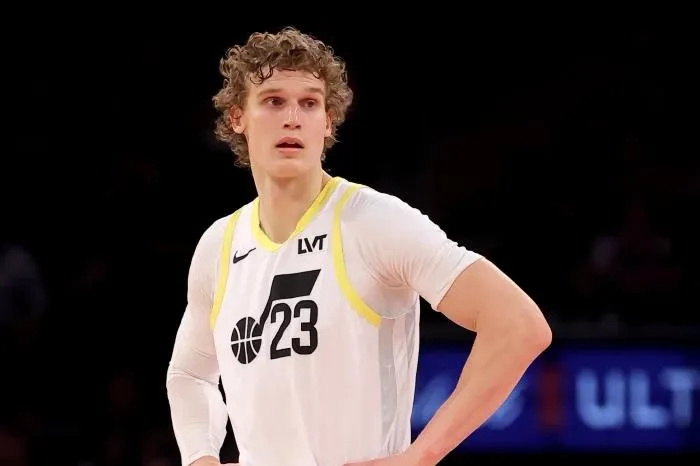 美媒预测24年夏天可能会被交易的10名球星拉塞尔会被湖人交易