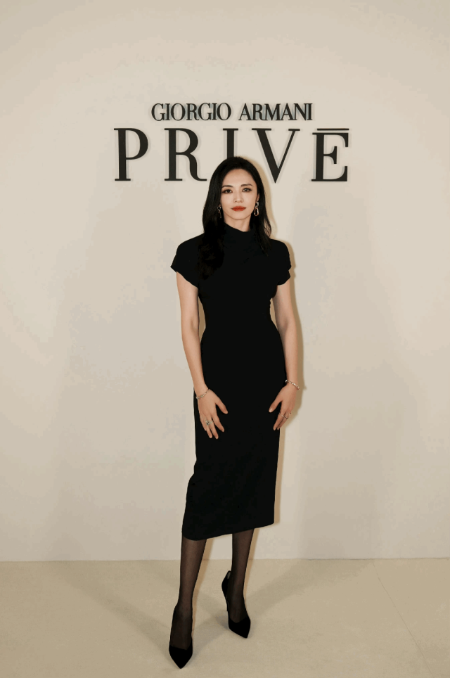 姚晨"全身黑"勇闯时装周,时髦利落,以不变应万变