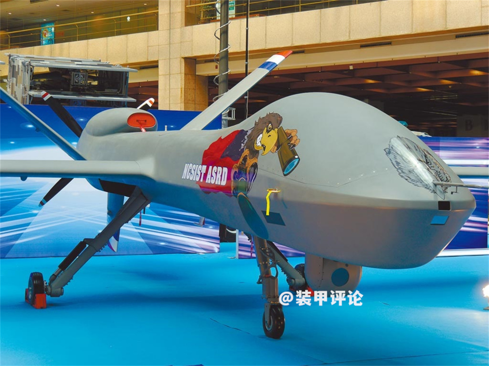 而察打一体的"腾云"无人机,我国台湾方面虽然参考了美国mq-1和mq-9